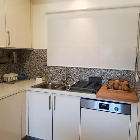 Marina De Albufeira, Best, Ai * Албуфейра