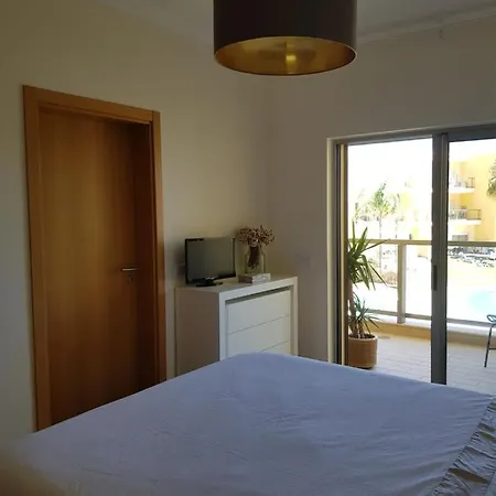 Marina De Albufeira, * Αλμπουφέιρα