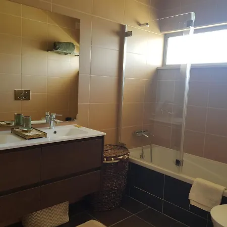 Marina De Albufeira, * Αλμπουφέιρα