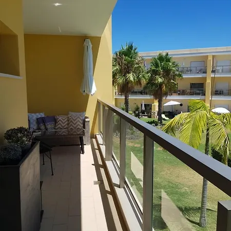 Marina De Albufeira, Best, Ai